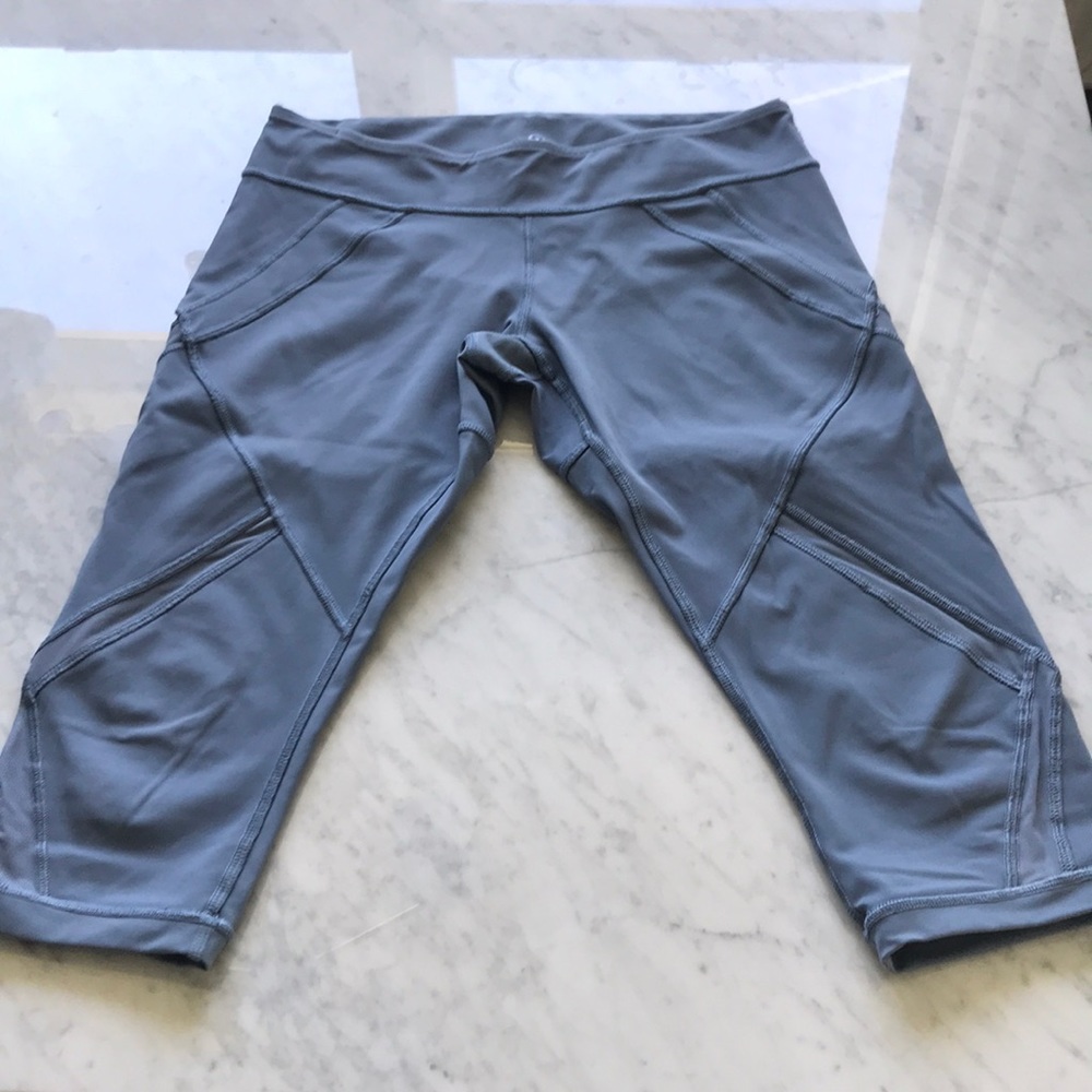 Lululemon cropped leggings